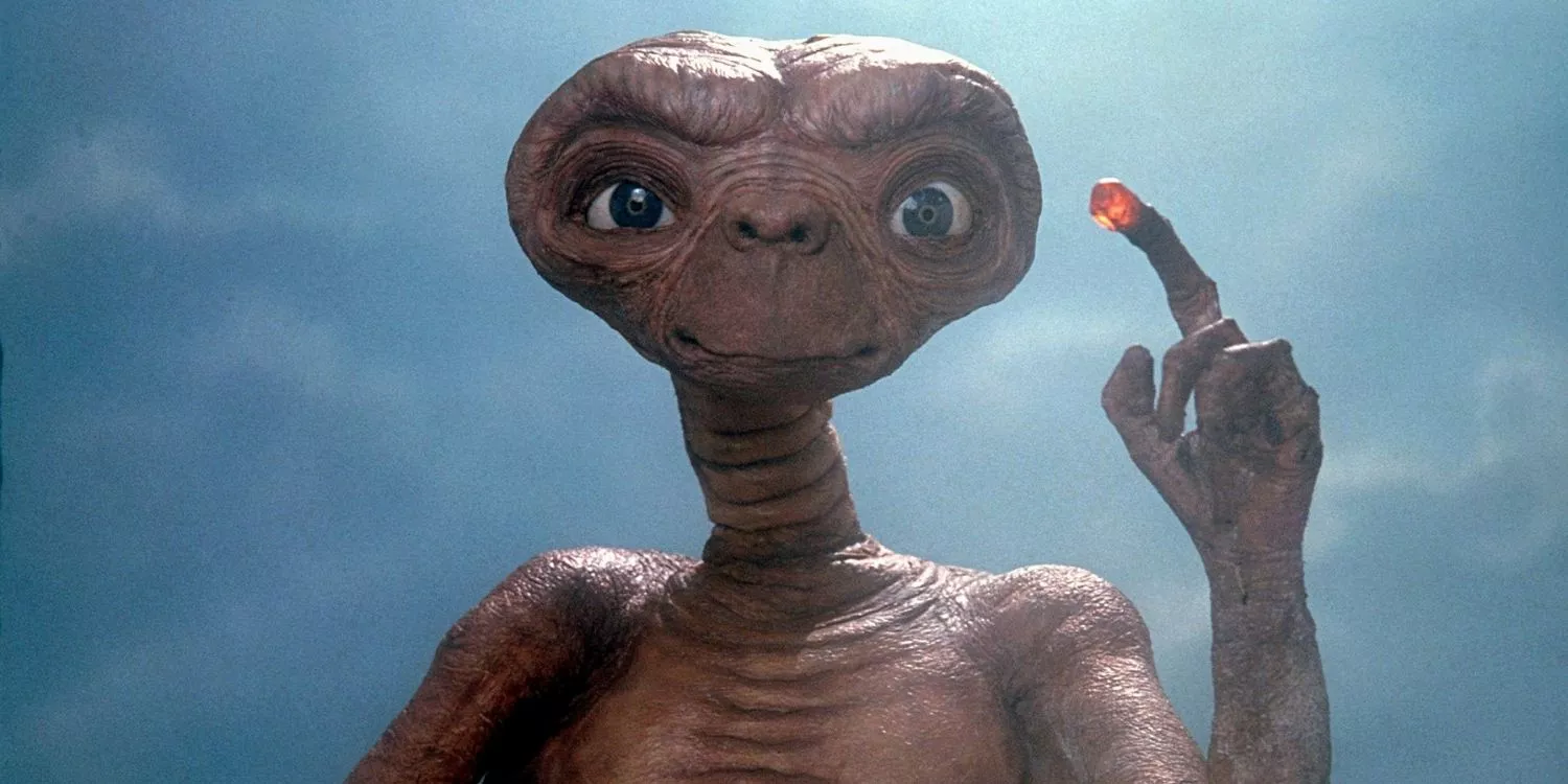 7 Extraordinary Facts About E.T.   