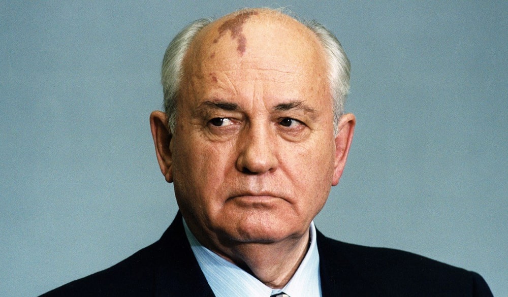 Михаил Горбачев - биография, факты, фото